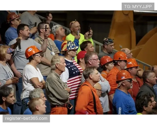 载辉煌,懂球帝,佳选,万博登录入口,万博平台,万博注册网址,万博app,万博官网,万博网站,万博网页版